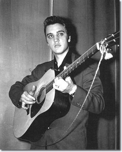 Image taken of Elvis backstage - February 1956